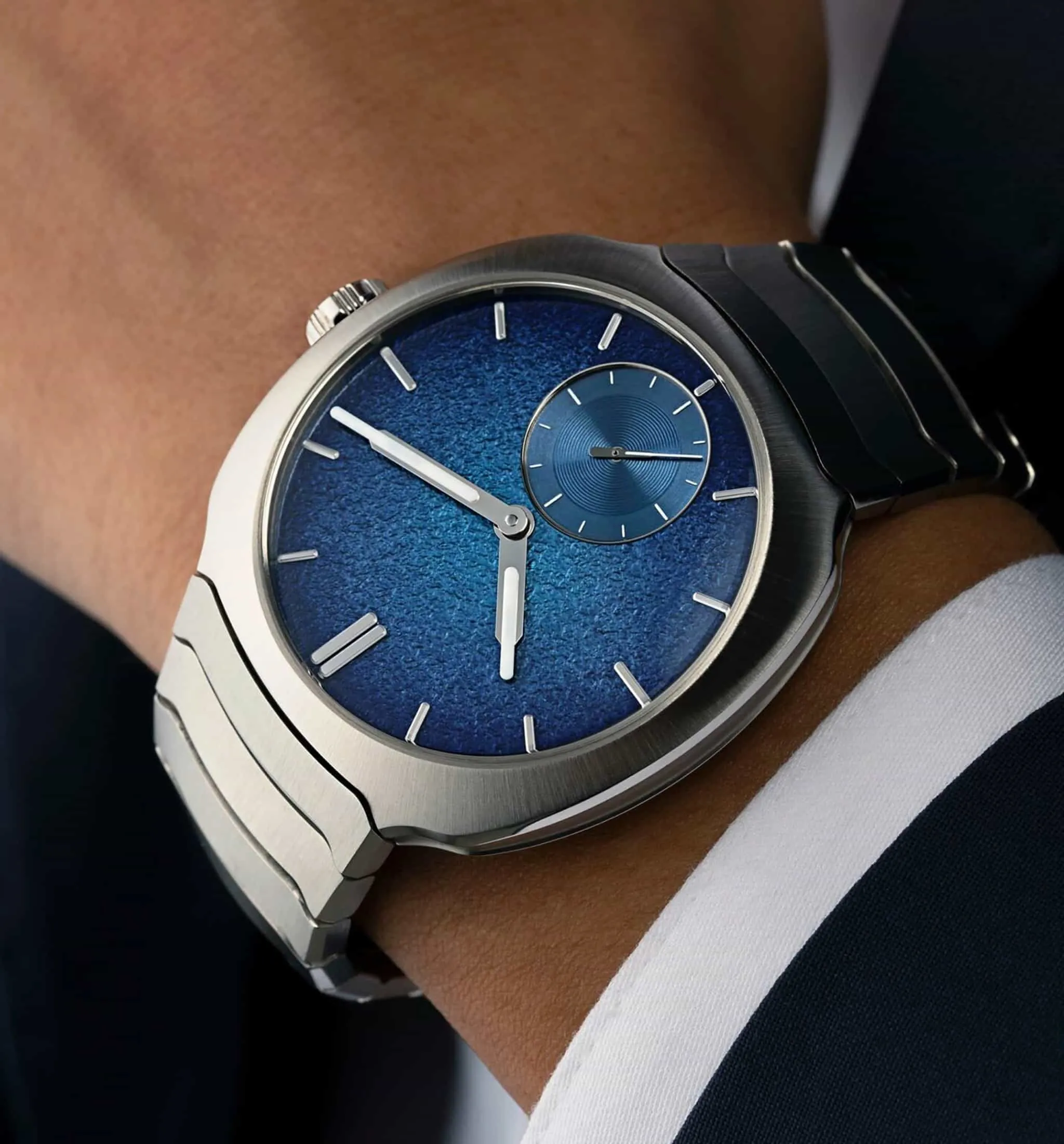 H. Moser & Cie. Streamliner Small Seconds Blue Enamel Watch
