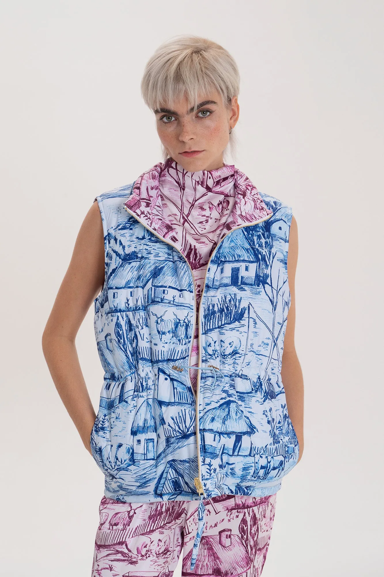 LOCA reversible vest 'Farm'